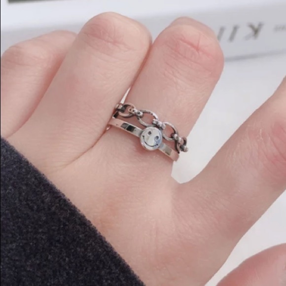 🙂 Insta Smile minimalist ring - Picture 2 of 4